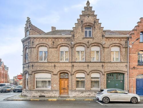                                         Herenhuis te koop in Ieper, € 325.000
