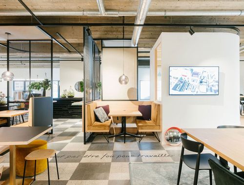                                         Rez-de-chaussée commercial à vendre à Uccle, € 995.000
