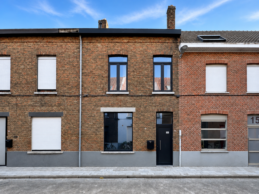 Huis te koop in Korte Dwarsstraat 13,
                    8310 Assebroek
