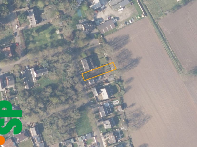 Prachtig gelegen bouwgrond voor een halfopen bebouwing met landelijk uitzicht in rustige wijk.<br />
Achter de dorpskern van Grobbendonk en gelegen in