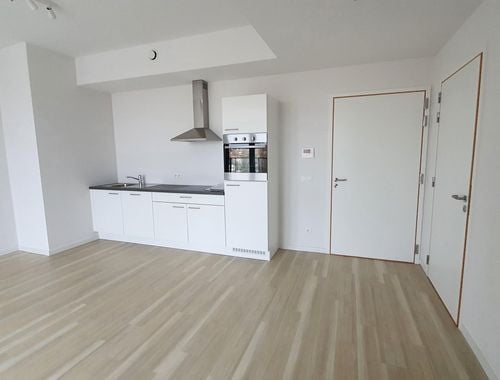                                         Appartement à louer à Anderlecht, € 950
