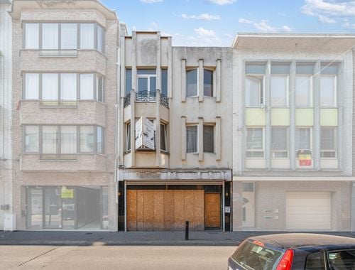                                         Handelspand met woonst te koop in Sint-Niklaas, € 370.000
