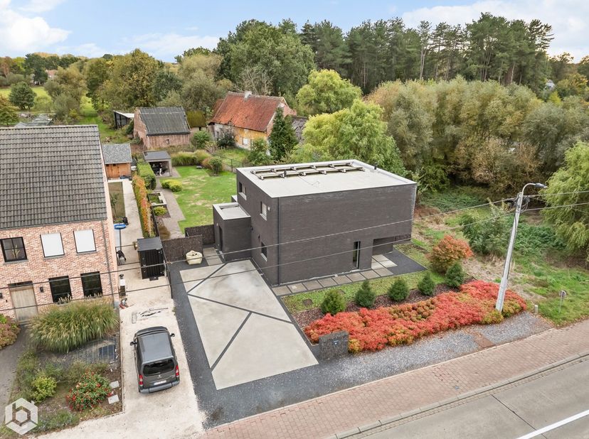 Huis te koop in Grensstraat 23,
                    3140 Keerbergen