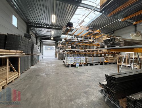                                         Bâtiment d’entreprise à louer à Aalst, € 2.750
