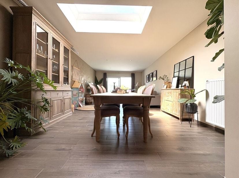 Maison à louer
                    à 9200 Appels