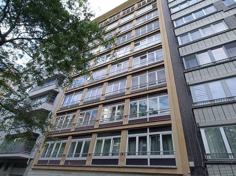 Appartement te koop in Avenue de la Basilique 363,
                    1081 Koekelberg