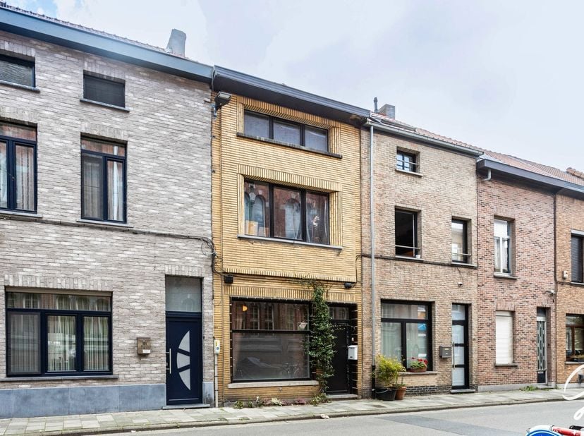 Huis te koop in Langestraat 103,
                    9050 Ledeberg
