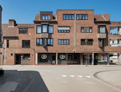                                         Handelsgelijkvloers te koop in Turnhout, € 89.000
