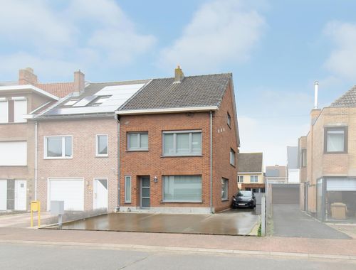                                         Woning te koop in Oostende, € 375.000
