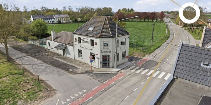 Bien professionnel à vendre à Dikkebusseweg 341, 8900 Dikkebus