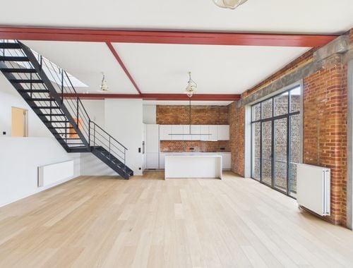                                         Duplex à louer à Bruxelles, € 2.800
