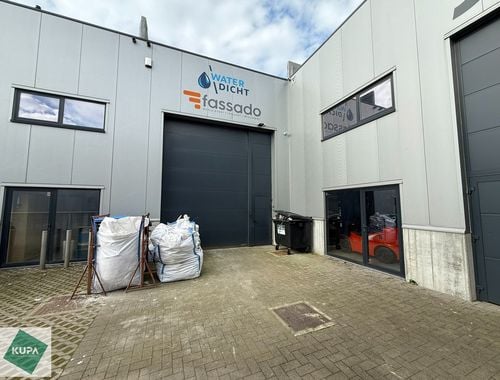                                         Bedrijfsgebouw te koop in Hekelgem, € 495.000
