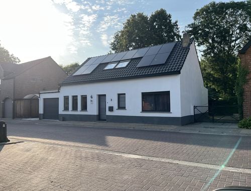                                         Woning te koop in Elversele, € 389.000
