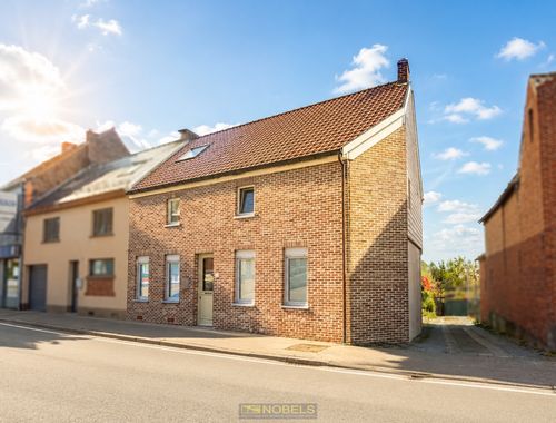                                         Woning te koop in Zottegem, € 350.000
