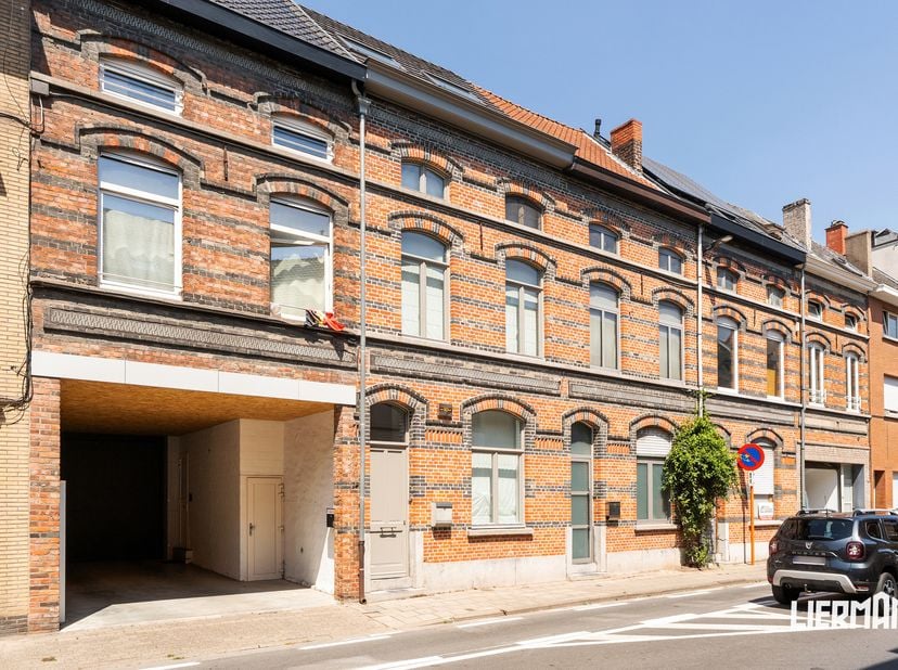 Maison à vendre à Dirk Martensstraat 85,
                    9300 Aalst
