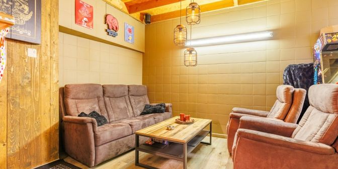 Bedrijfsvastgoed te koop in Kreupelenstraat 1 bus B, 8000 Brugge