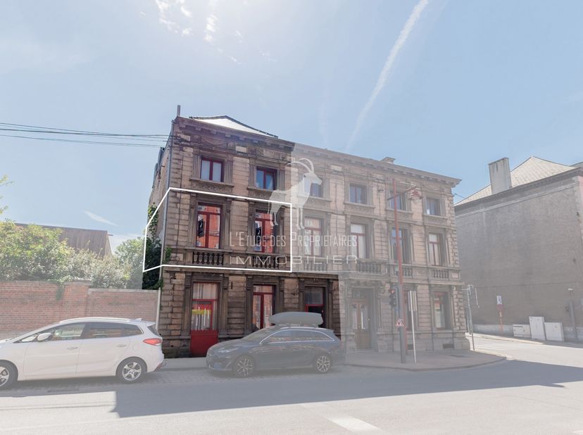 Referentie Agentschap: L7130-006<br />
VIRTUEEL BEZOEK: https://immo360.immo-facile.com/vtour/fr/yrh2fj/frame<br />
Appartement van 47 m² gelegen in h