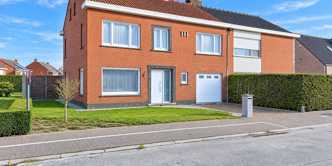 Huis te koop in Blauwvoetstraat 27, 8710 Ooigem