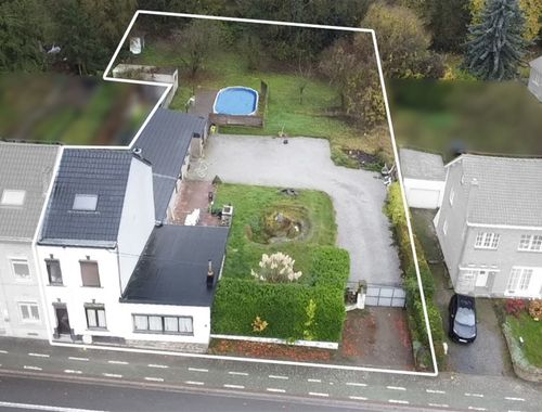                                         Eengezinswoning te koop in Châtelet, € 450.000
