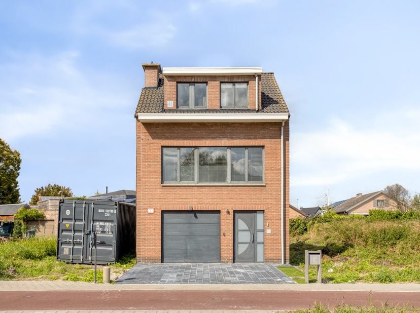Huis te koop in Breendonkstraat 136,
                    2830 Willebroek