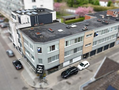                                         Penthouse te koop in Roeselare, € 124.000
