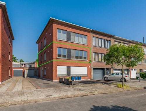                                         Appartement te koop in Merksem, € 225.000
