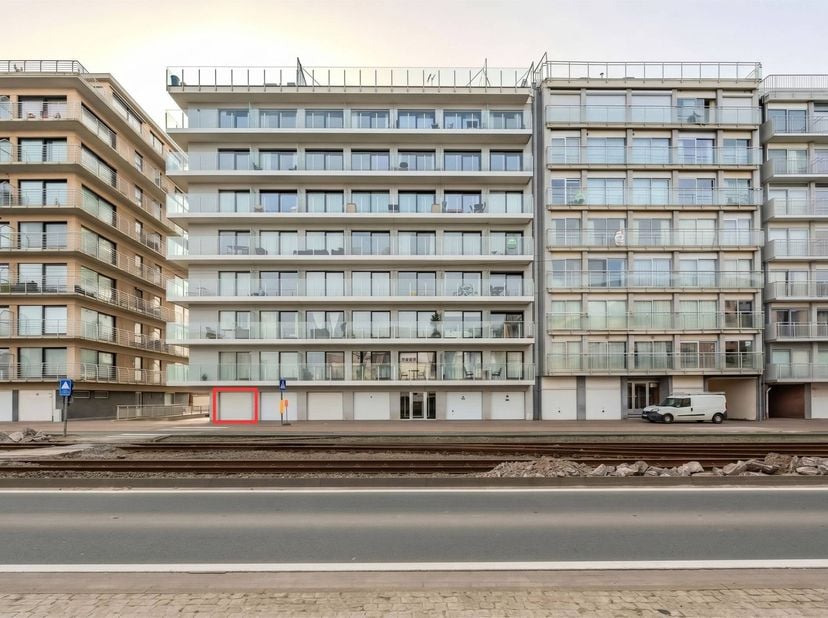 Garage te koop in Henri Jasparlaan 180,
                    8434 Westende