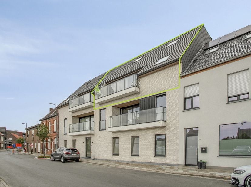 Dit ruime duplexappartement is rustig gelegen op wandelafstand van het centrum. Het appartement maakt deel uit van een kleinschalige residentie uit 20