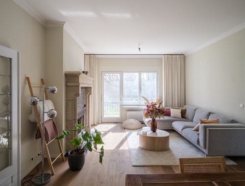                                         Appartement te koop in Sint-Denijs-Westrem, € 330.000
