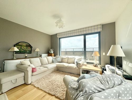                                         Penthouse à louer à Evere, € 2.200
