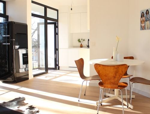                                         Appartement te huur in Mortsel, € 895
