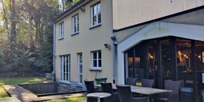 Bedrijfsvastgoed te huur in Mechelsesteenweg 185-187, 2540 Hove