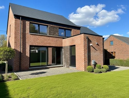                                         Woning te koop in Marche-en-Famenne, € 309.000
