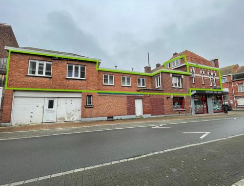                                         Appartement à louer à Comines, € 820
