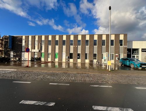                                         Bureaux à louer à Gent, € 4.325
