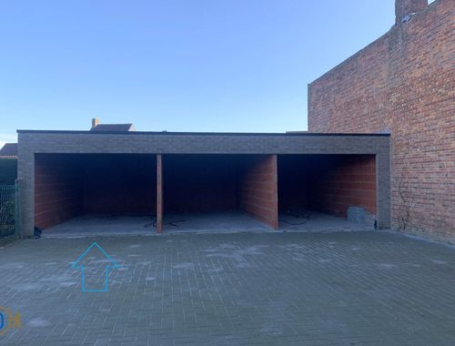                                         Garage te koop in Oostkamp, € 23.000
