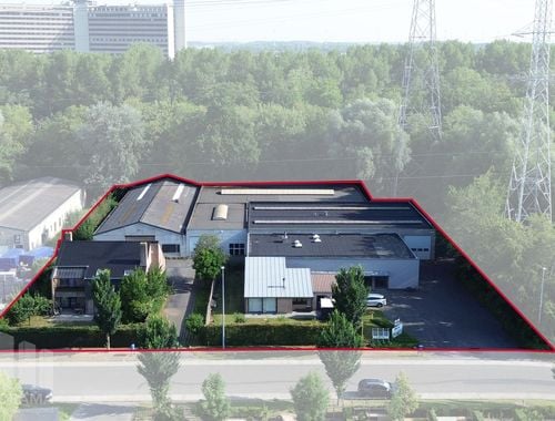                                         Bedrijfsgebouw te koop in Brugge, € 2.500.000

