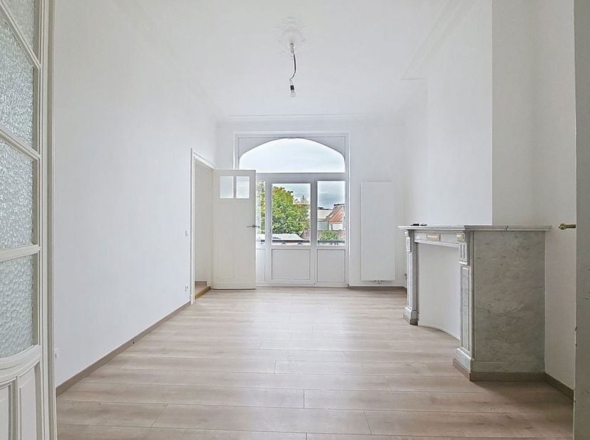Appartement à louer à Rue De Broyer 12,
                    1180 Uccle