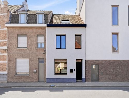                                         Maison à vendre à Roeselare, € 355.000
