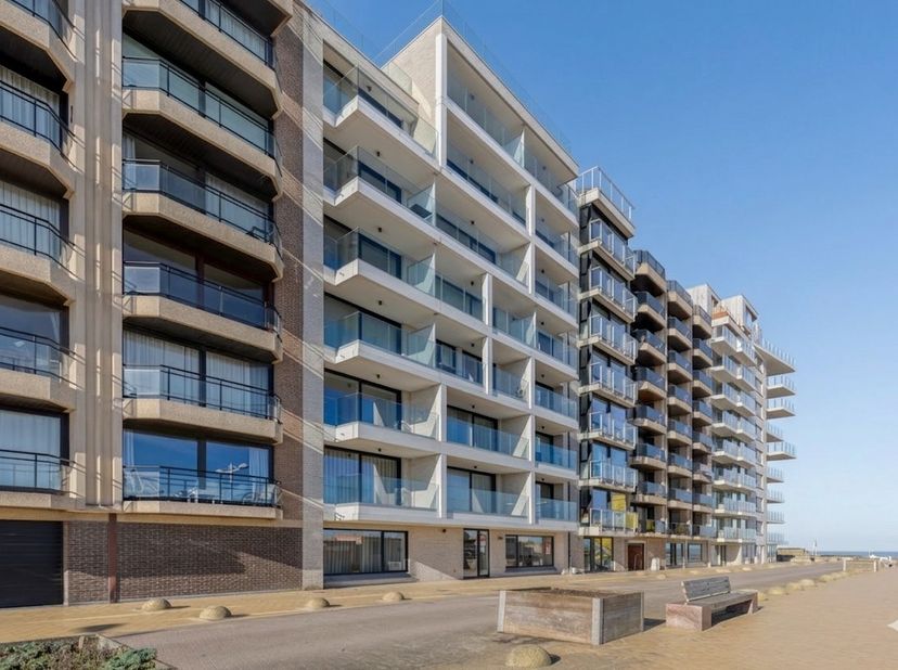 Appartement te koop in Canadezenplein 9 bus G002,
                    8660 De Panne