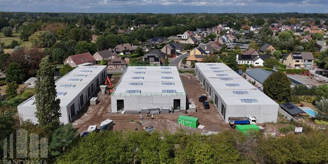Bedrijfsvastgoed te koop in Sarosstraat 16, 9290 Berlare
