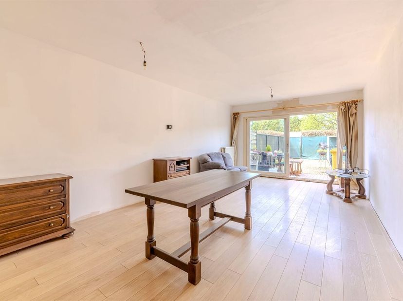 Appartement de 2 chambres au rez-de-chaussée avec jardin à Poederlee<br />
Cet appartement est situé dans la résidence "Hegge" et date de 2009.<br />