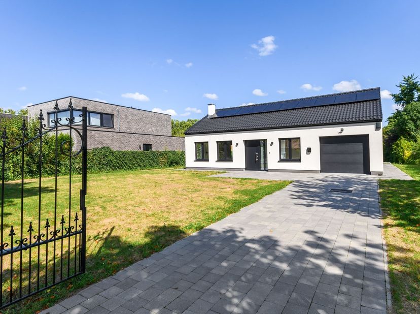 Huis te koop in Kempenlaan 27,
                    2160 Wommelgem