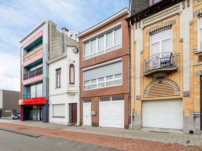 Maison à vendre
                    à 2660 Hoboken