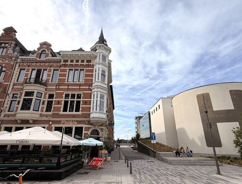                                         Bureaux à louer à Antwerpen, € 4.745

