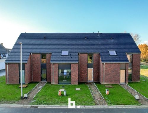                                         Maison à vendre à Roeselare, € 354.266
