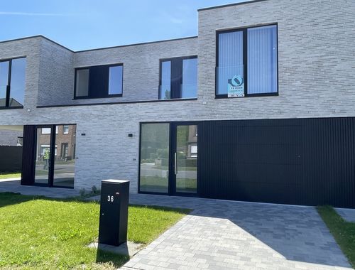                                         Woning te huur in Hansbeke, € 1.300
