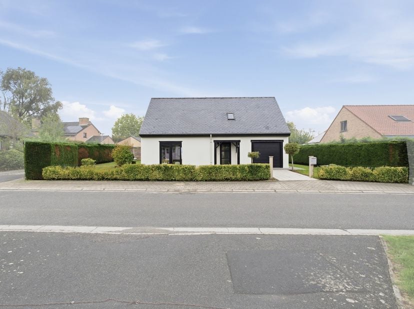 Huis te koop in Hovelandpark 4,
                    8900 Ieper