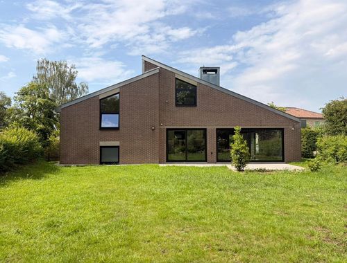                                         Villa à louer à Hoeilaart, € 2.900
