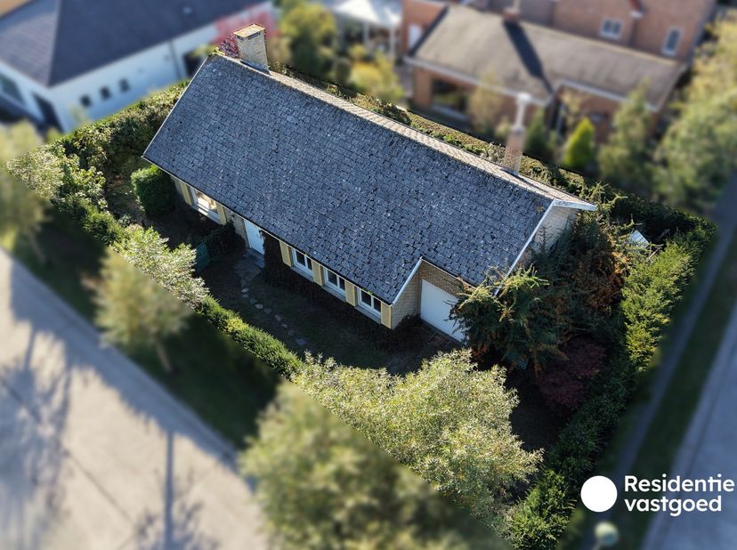 Huis te koop in Opkensstraat 2,
                    8310 Assebroek